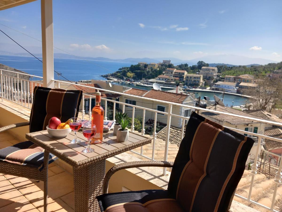 Solaris Methea- Luxury Central Villa By The Castle Kassiopi Buitenkant foto