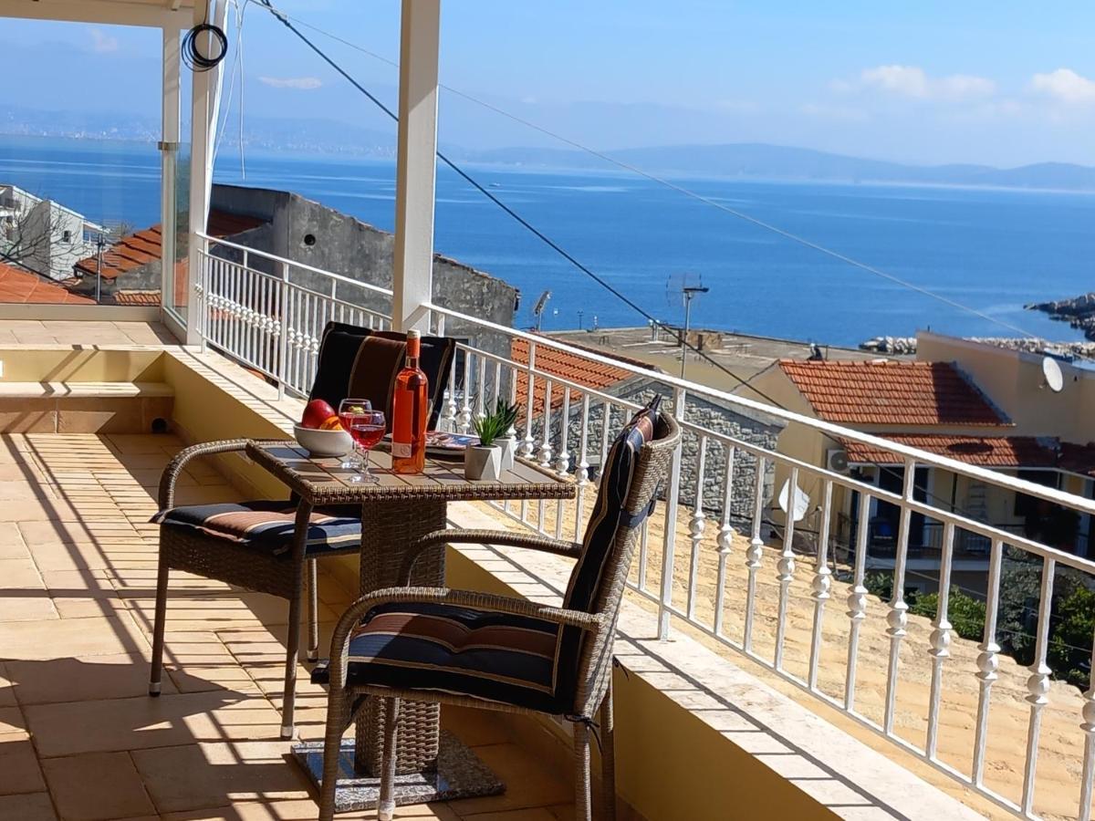 Solaris Methea- Luxury Central Villa By The Castle Kassiopi Buitenkant foto