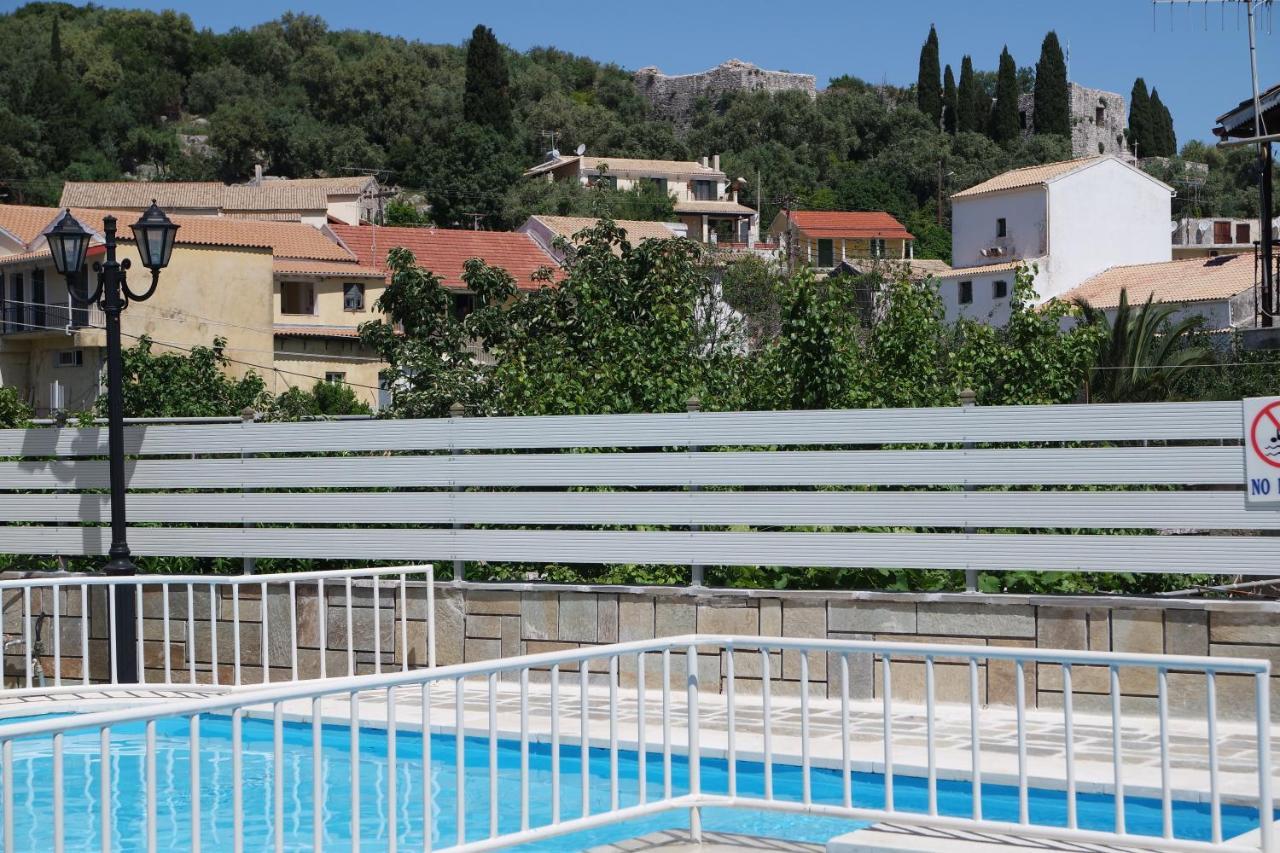 Solaris Methea- Luxury Central Villa By The Castle Kassiopi Buitenkant foto