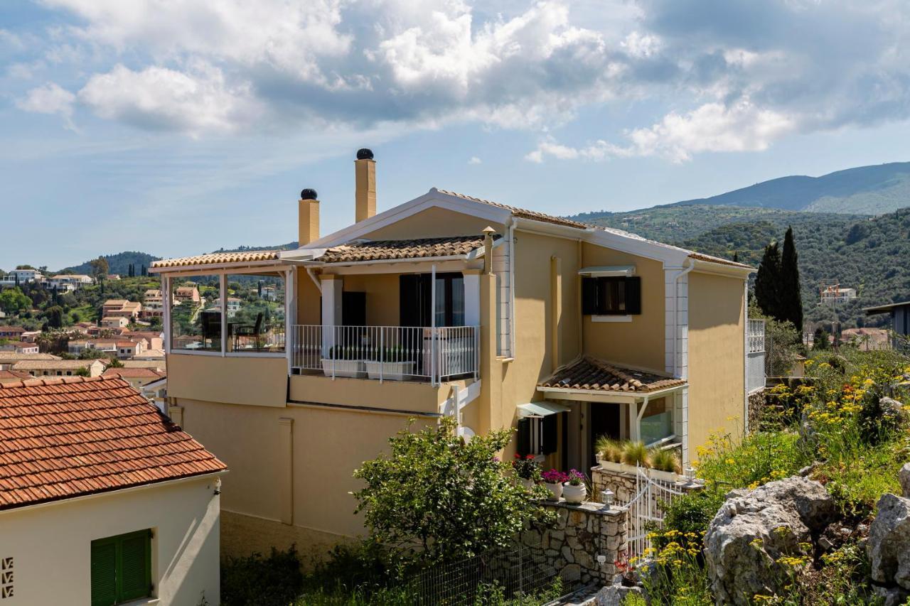 Solaris Methea- Luxury Central Villa By The Castle Kassiopi Buitenkant foto