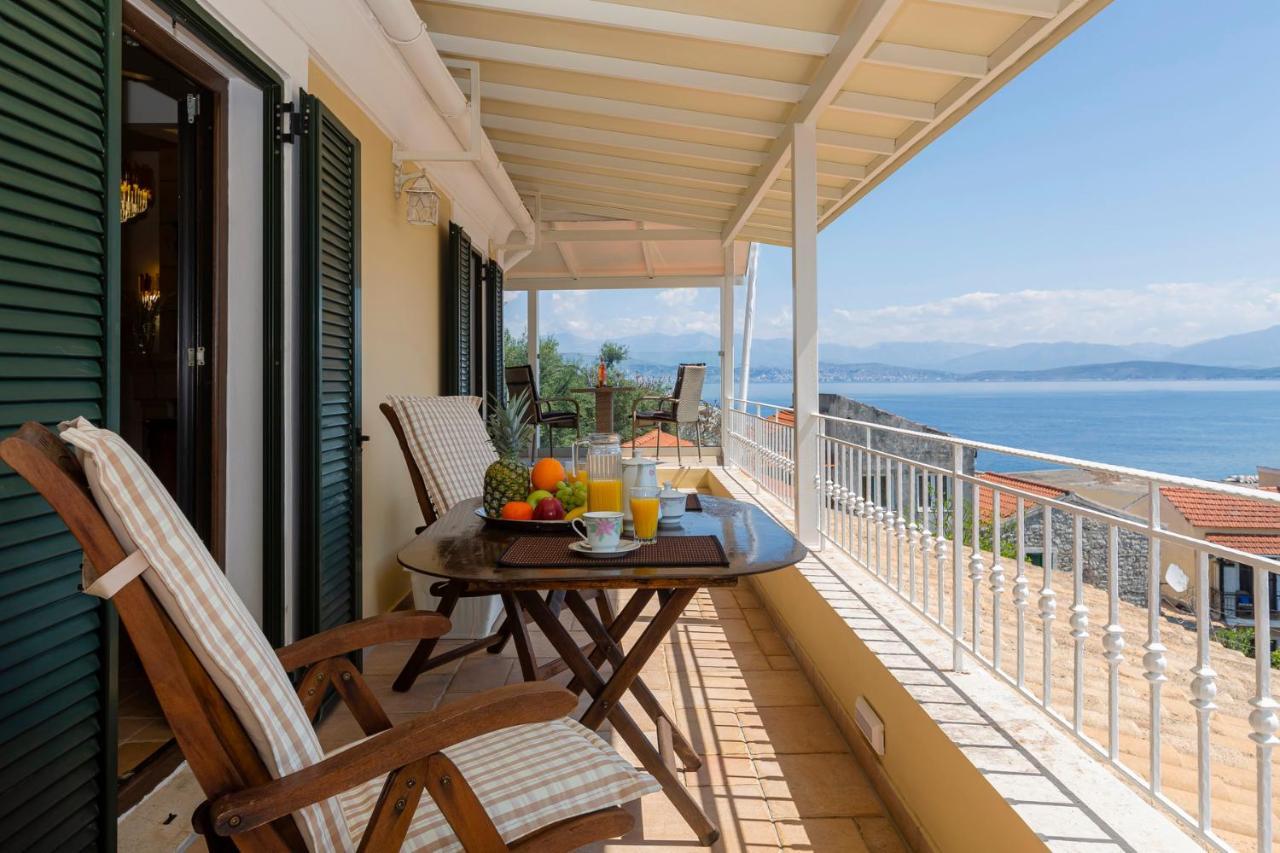 Solaris Methea- Luxury Central Villa By The Castle Kassiopi Buitenkant foto