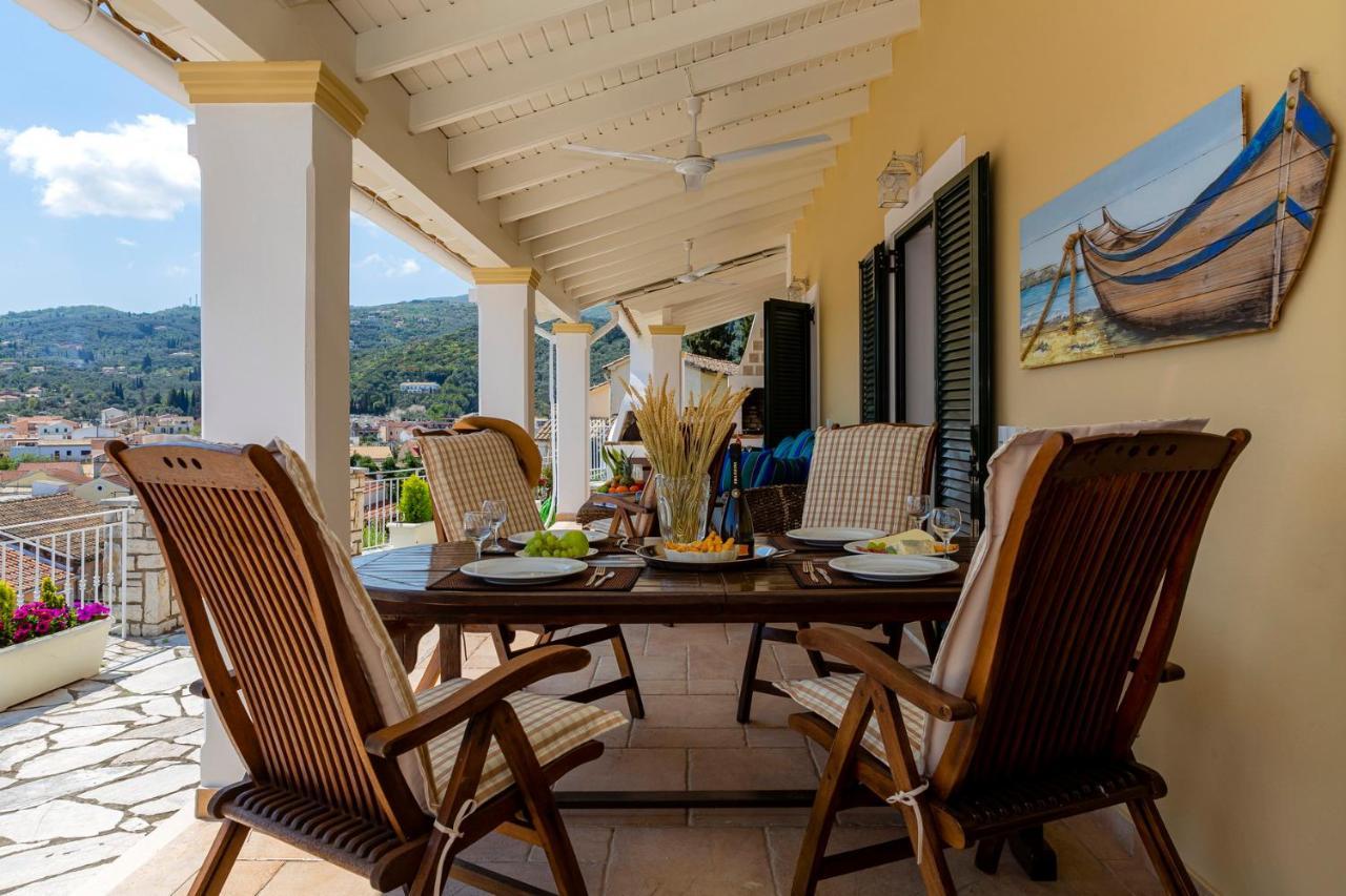 Solaris Methea- Luxury Central Villa By The Castle Kassiopi Buitenkant foto