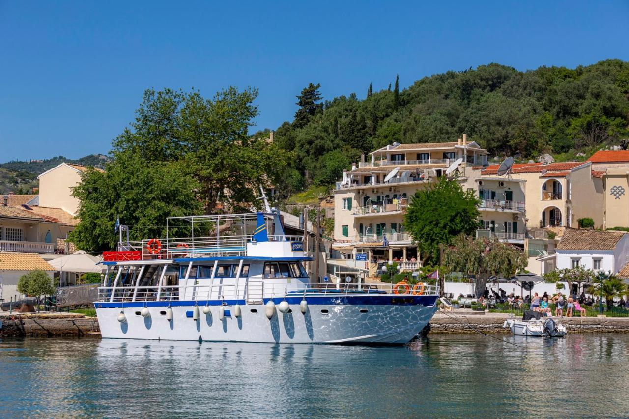 Solaris Methea- Luxury Central Villa By The Castle Kassiopi Buitenkant foto